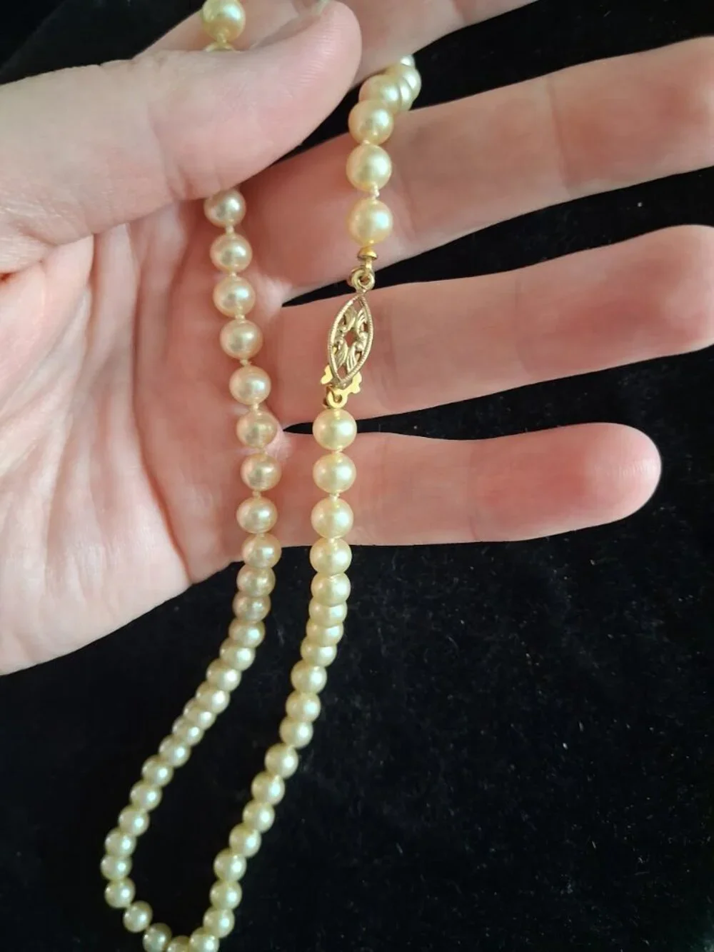 17 inch faux pearl necklace